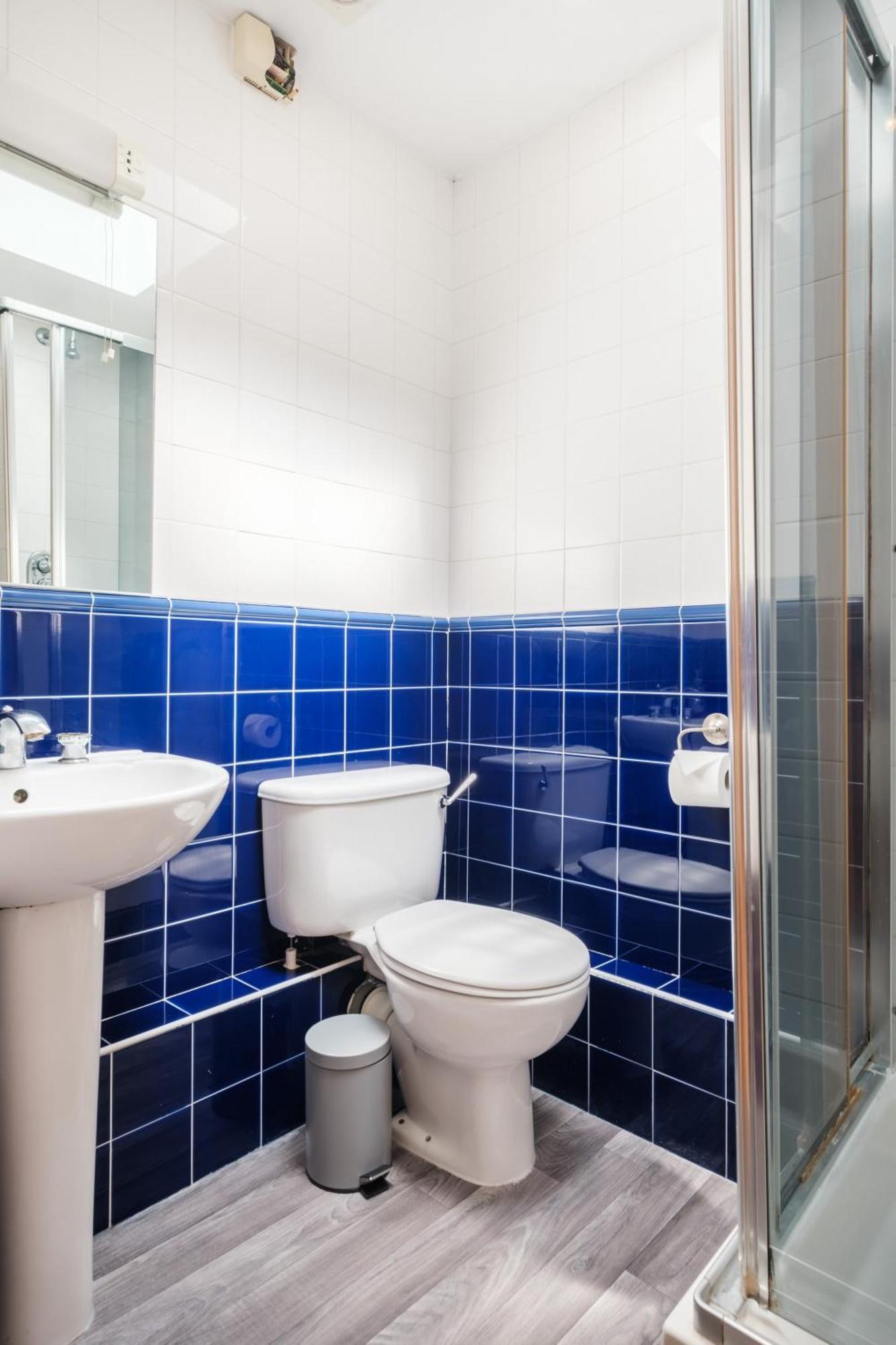 לונדון 2Br Penthouse With Terrace - Heart Of Holborn - Cityapartmentstay מראה חיצוני תמונה