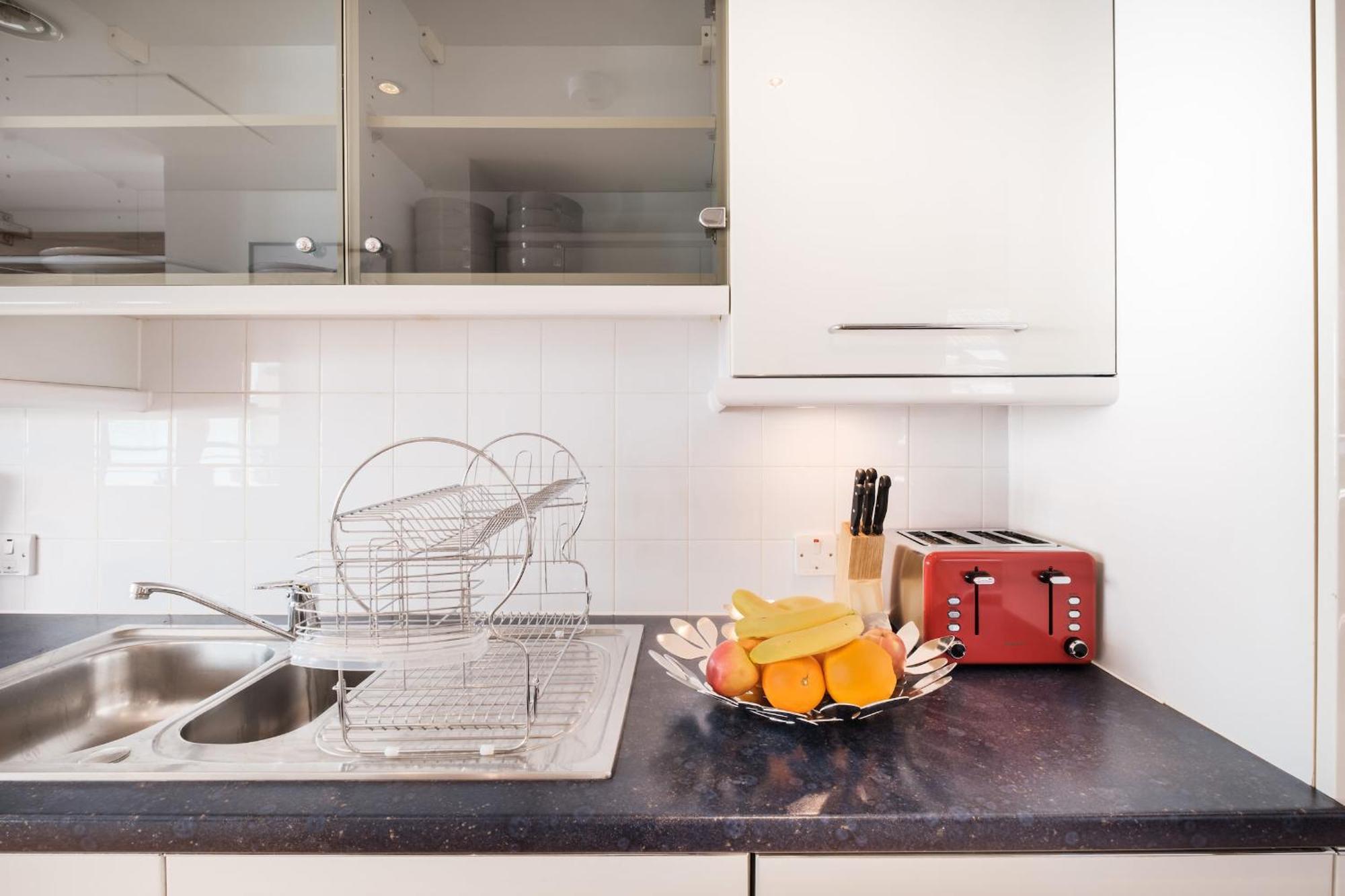 לונדון 2Br Penthouse With Terrace - Heart Of Holborn - Cityapartmentstay מראה חיצוני תמונה
